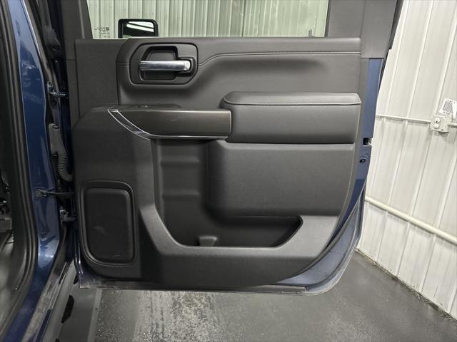 2023 GMC Sierra 3500HD 4WD Crew Cab Standard Bed AT4