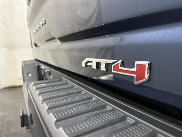 2023 GMC Sierra 3500HD 4WD Crew Cab Standard Bed AT4
