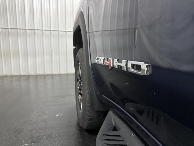 2023 GMC Sierra 3500HD 4WD Crew Cab Standard Bed AT4