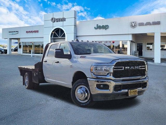 2024 RAM Ram 3500 Chassis Cab RAM 3500 TRADESMAN CREW CAB CHASSIS 4X4 60 CA