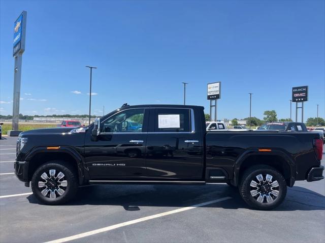 2024 GMC Sierra 2500HD 4WD Crew Cab Standard Bed Denali