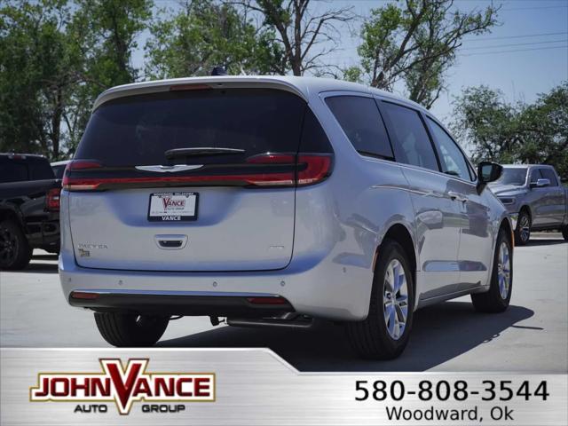 2024 Chrysler Pacifica PACIFICA TOURING L AWD