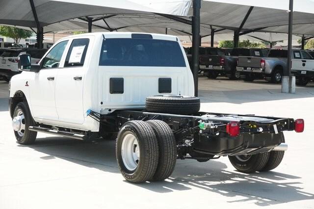 2024 RAM Ram 3500 Chassis Cab RAM 3500 TRADESMAN CREW CAB CHASSIS 4X4 60 CA