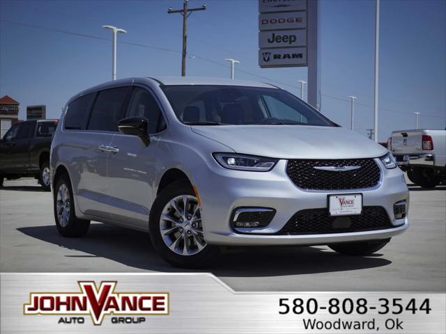 2024 Chrysler Pacifica PACIFICA TOURING L AWD