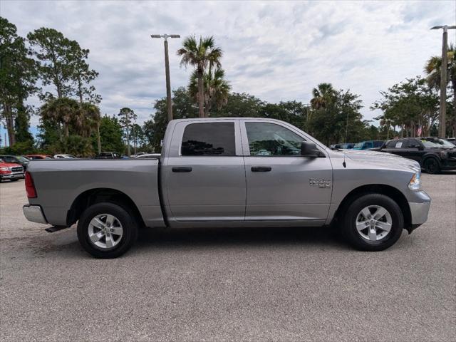 2022 RAM 1500 Classic SLT Crew Cab 4x2 57 Box