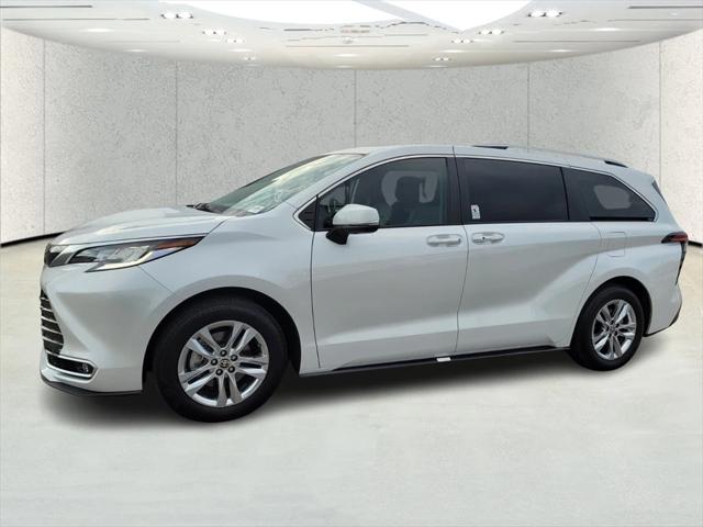 2023 Toyota Sienna Limited