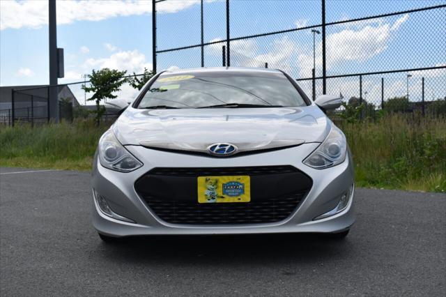 2012 Hyundai Sonata Hybrid Base 4dr Sedan