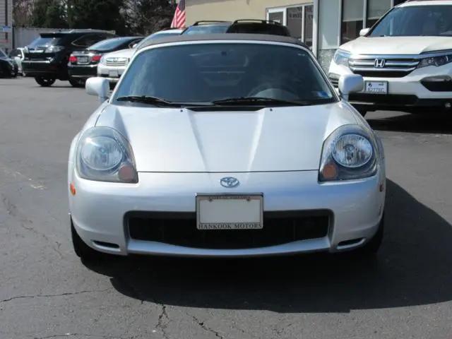 2002 Toyota MR2 Spyder Base