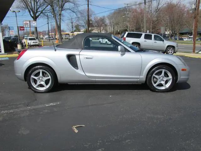 2002 Toyota MR2 Spyder Base