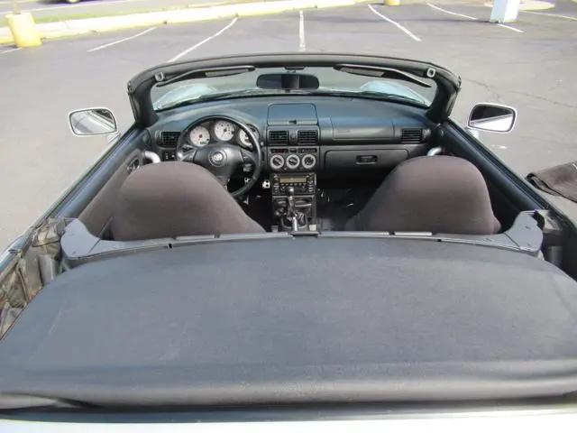 2002 Toyota MR2 Spyder Base
