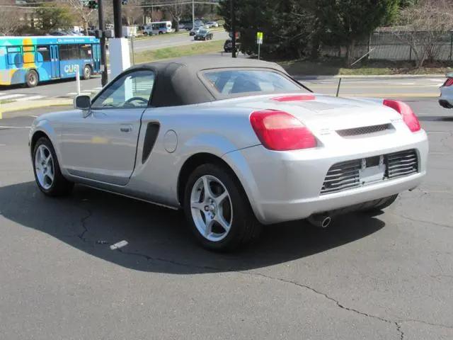2002 Toyota MR2 Spyder Base