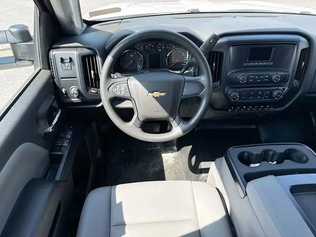 2024 Chevrolet Silverado 6500HD 1WT