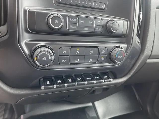 2024 Chevrolet Silverado 6500HD 1WT