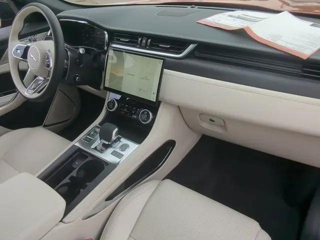 2025 Jaguar F-PACE R-Dynamic S P250 AWD Automatic