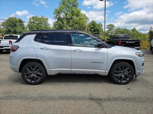 2024 Jeep Compass COMPASS LIMITED 4X4