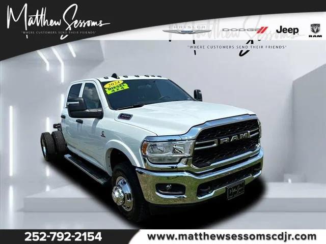 2024 RAM Ram 3500 Chassis Cab RAM 3500 TRADESMAN CREW CAB CHASSIS 4X4 60 CA