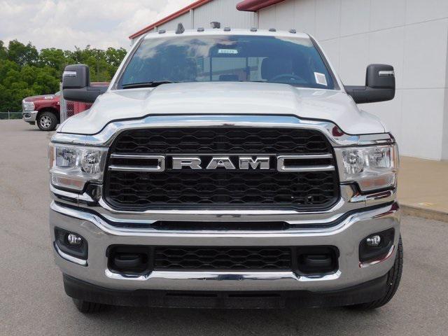 2024 RAM Ram 3500 Chassis Cab RAM 3500 TRADESMAN CREW CAB CHASSIS 4X4 60 CA
