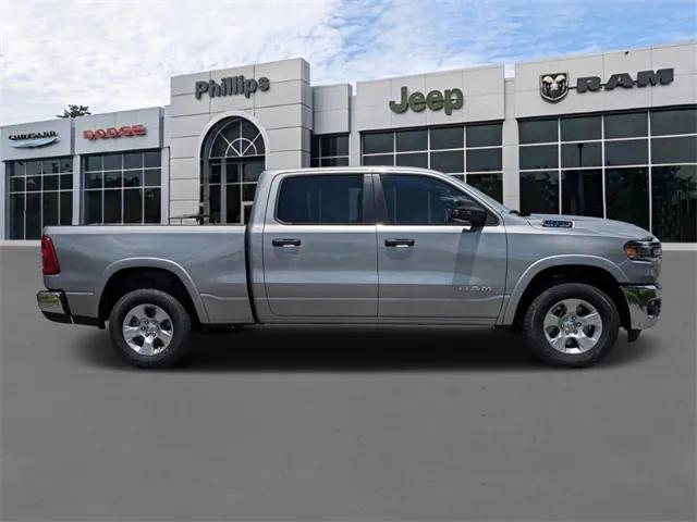 2025 RAM Ram 1500 RAM 1500 BIG HORN CREW CAB 4X4 64 BOX