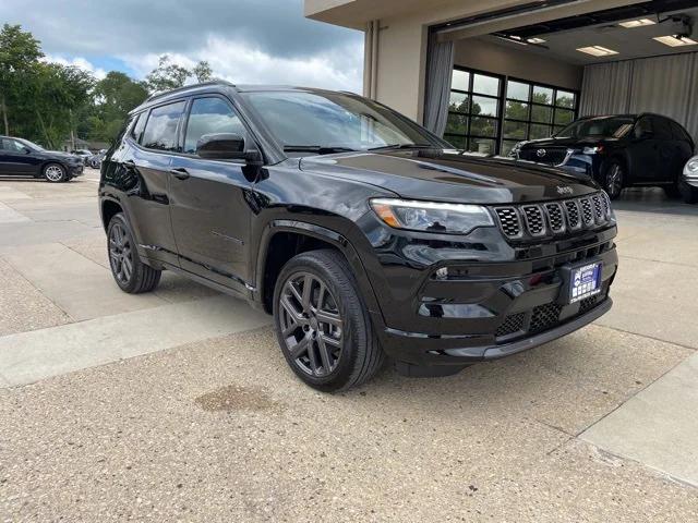 2024 Jeep Compass COMPASS LIMITED 4X4