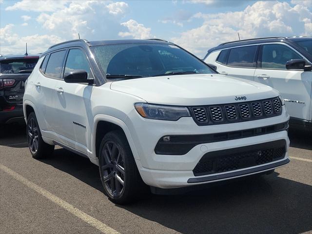 2024 Jeep Compass COMPASS LIMITED 4X4