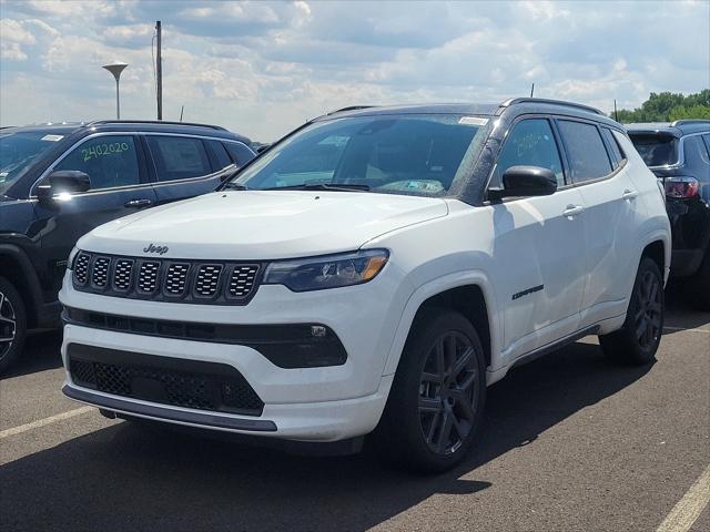 2024 Jeep Compass COMPASS LIMITED 4X4