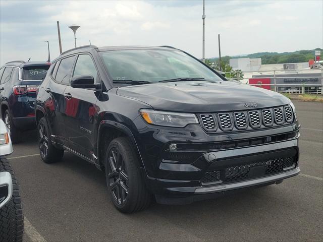 2024 Jeep Compass COMPASS LIMITED 4X4