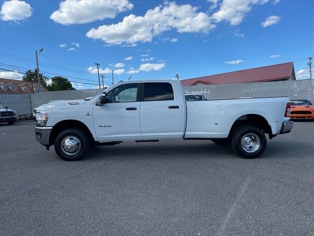 2024 RAM Ram 3500 RAM 3500 TRADESMAN CREW CAB 4X4 8 BOX