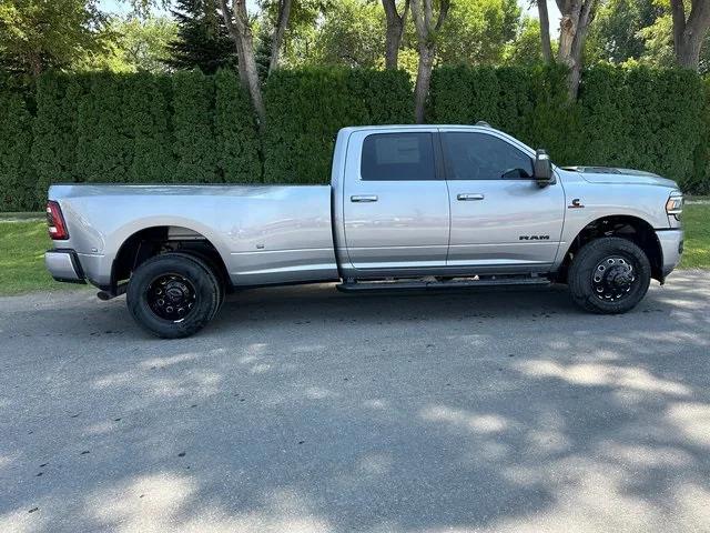 2024 RAM Ram 3500 RAM 3500 LARAMIE CREW CAB 4X4 8 BOX