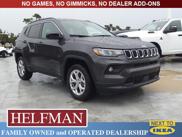 2024 Jeep Compass COMPASS LATITUDE 4X4