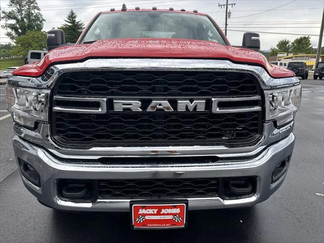 2024 RAM Ram 3500 Chassis Cab RAM 3500 TRADESMAN CREW CAB CHASSIS 4X4 60 CA