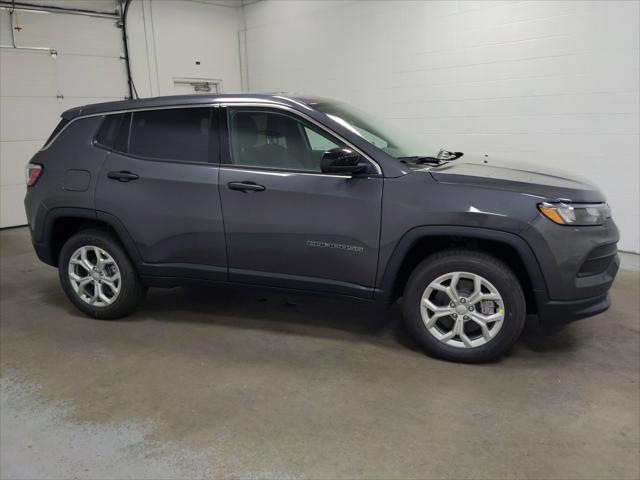 2024 Jeep Compass COMPASS SPORT 4X4