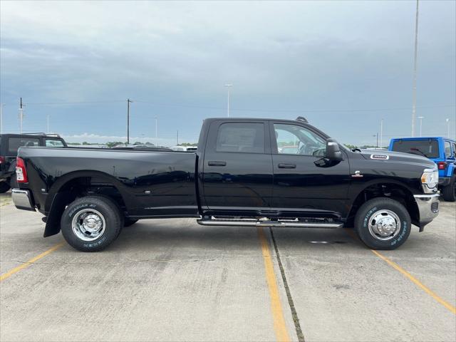 2024 RAM Ram 3500 RAM 3500 TRADESMAN CREW CAB 4X4 8 BOX