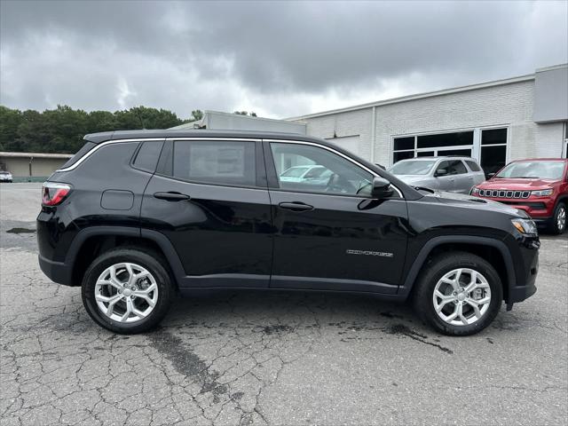 2024 Jeep Compass COMPASS SPORT 4X4