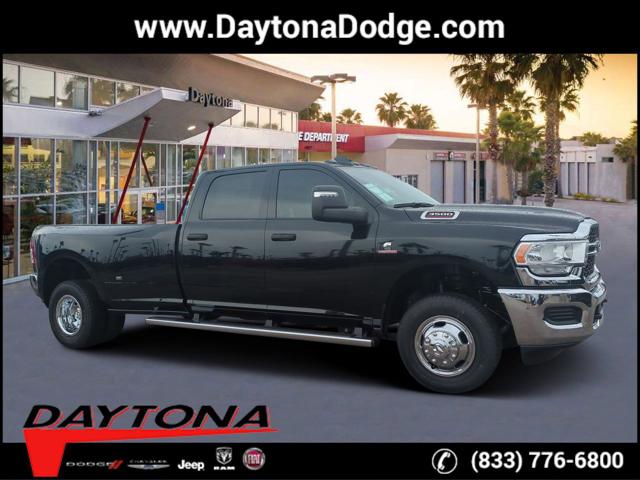 2024 RAM Ram 3500 RAM 3500 TRADESMAN CREW CAB 4X4 8 BOX