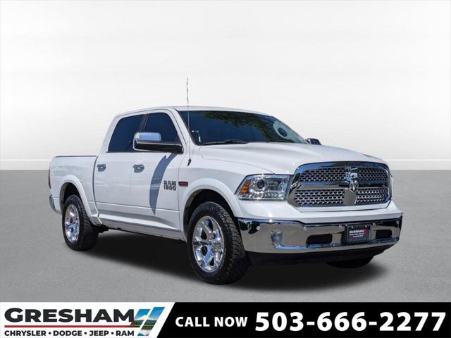 2017 RAM 1500 Laramie Crew Cab 4x4 57 Box