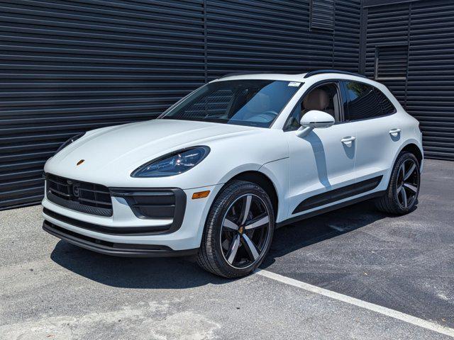 2024 Porsche Macan T