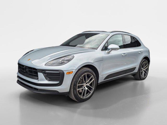 2024 Porsche Macan T