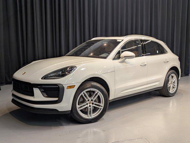 2024 Porsche Macan T