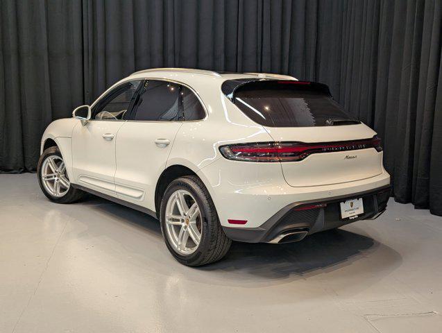 2024 Porsche Macan T
