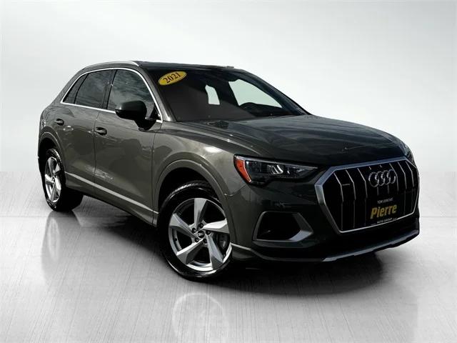 2021 Audi Q3 Premium 40 TFSI quattro Tiptronic