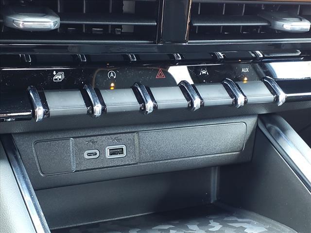 2024 GMC Canyon 4WD AT4