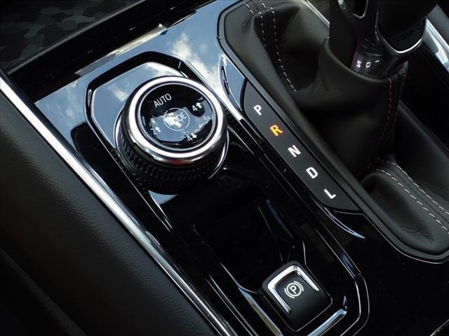 2024 GMC Canyon 4WD AT4