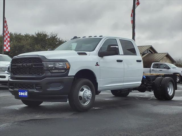 2024 RAM Ram 3500 Chassis Cab RAM 3500 TRADESMAN CREW CAB CHASSIS 4X4 60 CA