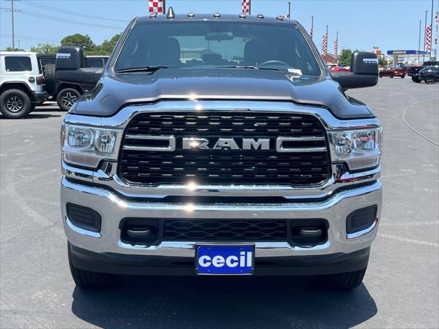 2024 RAM Ram 3500 RAM 3500 TRADESMAN CREW CAB 4X4 8 BOX