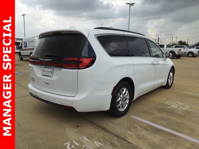 2022 Chrysler Pacifica Touring L