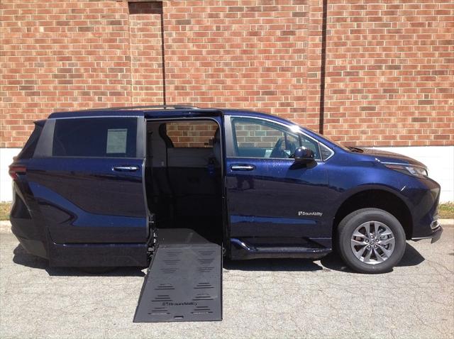 2024 Toyota Sienna Unknown