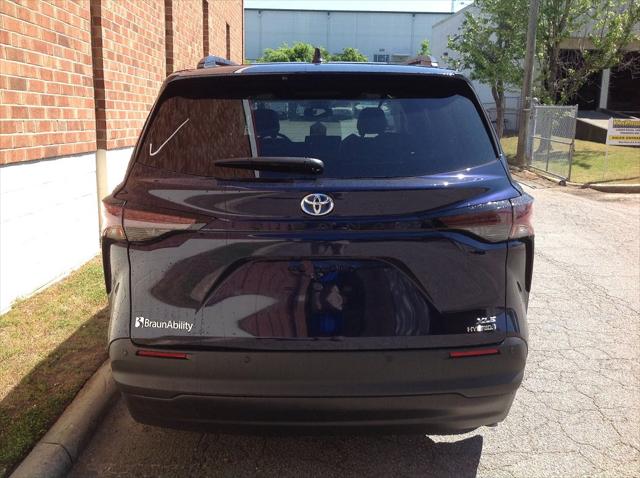 2024 Toyota Sienna Unknown