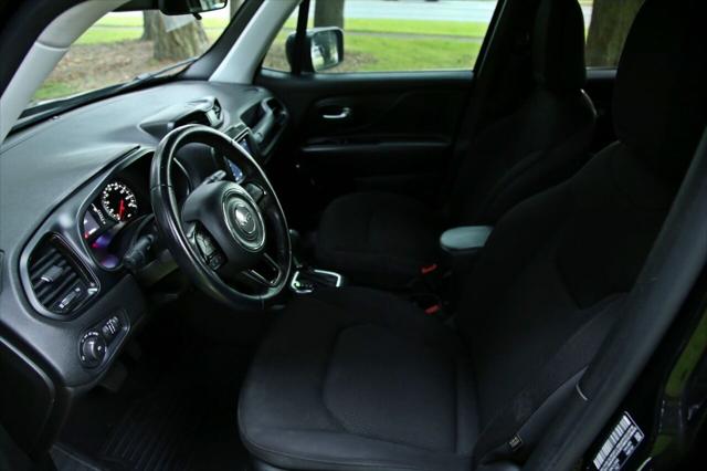 2020 Jeep Renegade Altitude FWD
