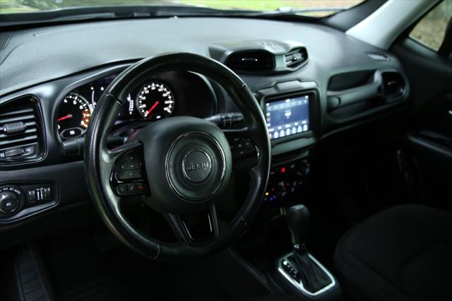 2020 Jeep Renegade Altitude FWD