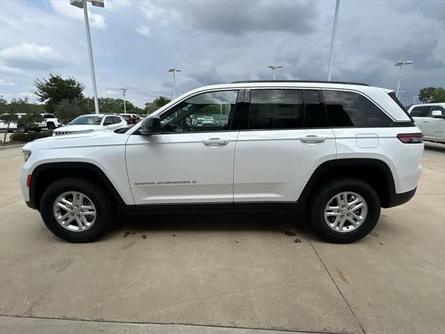 2024 Jeep Grand Cherokee GRAND CHEROKEE LAREDO 4X2